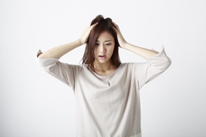 夏の頭皮のかゆみの原因は